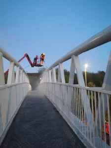 bright high level cleaning